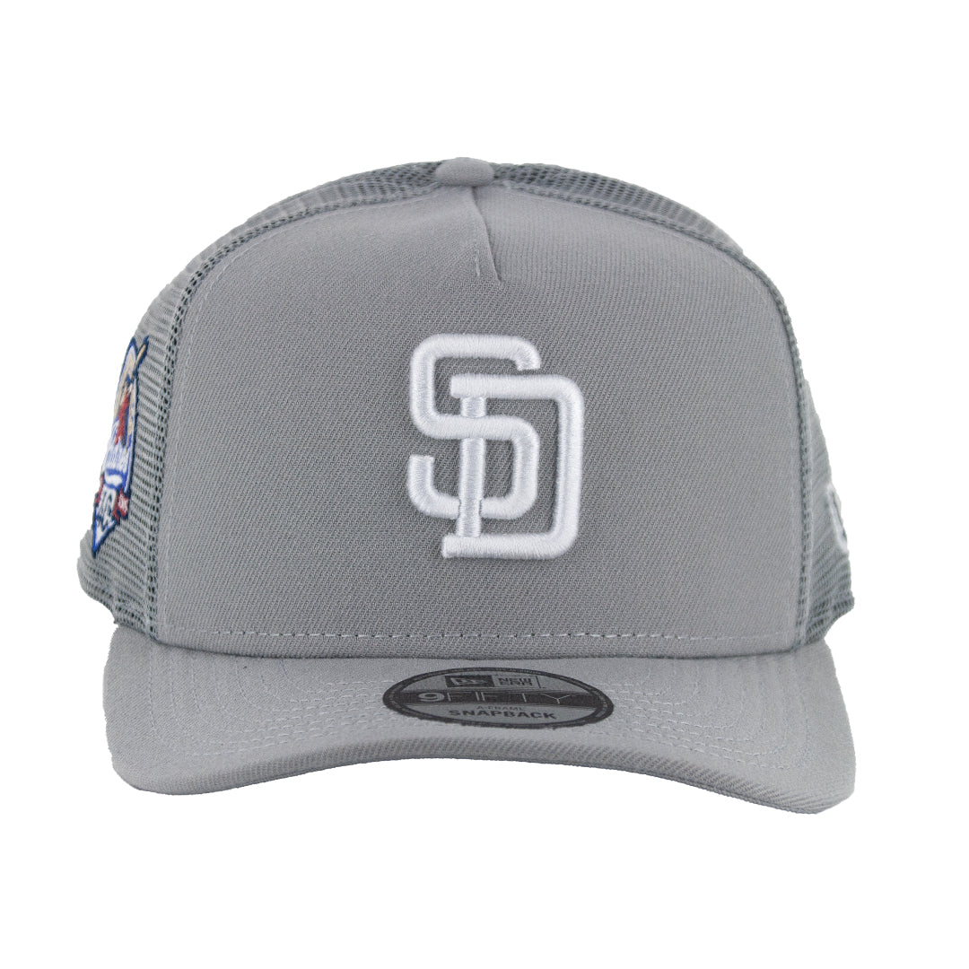 9Fifty San Diego Padres Gris Total Logo Blanco A-Frame