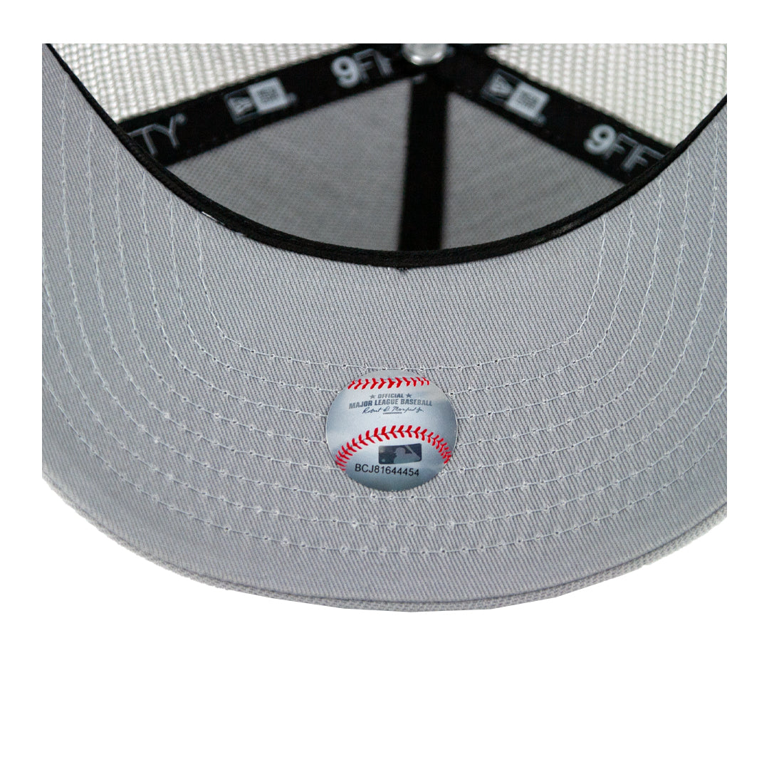 9Fifty San Diego Padres Gris Total Logo Blanco A-Frame