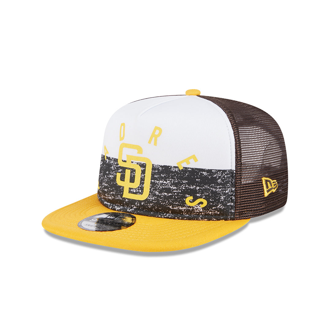 9Fifty San Diego Padres "Game Day ThrowBack" Trucker