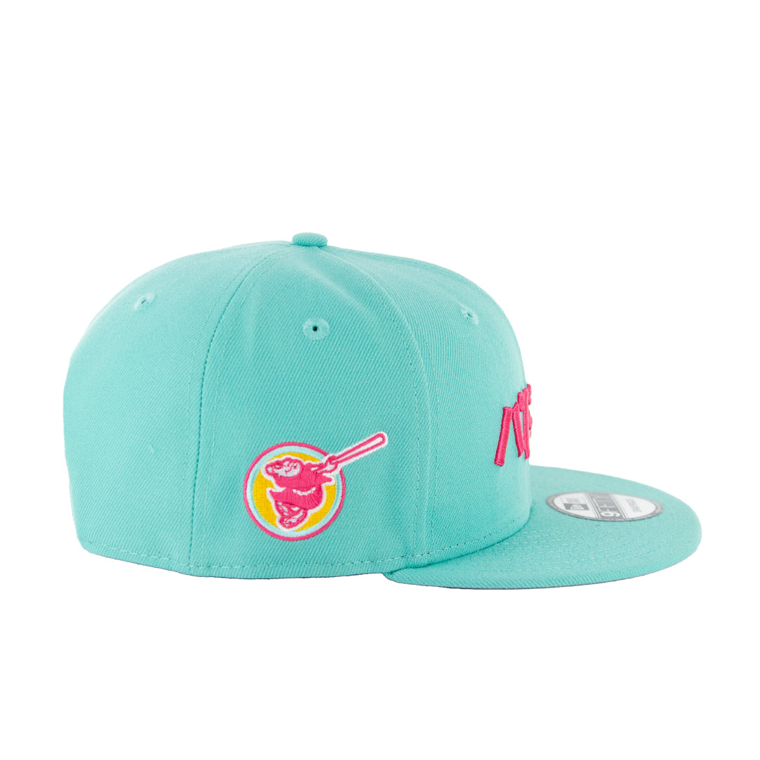 9Fifty San Diego Padres "Katakana" City Connect Menta Logo Rosa