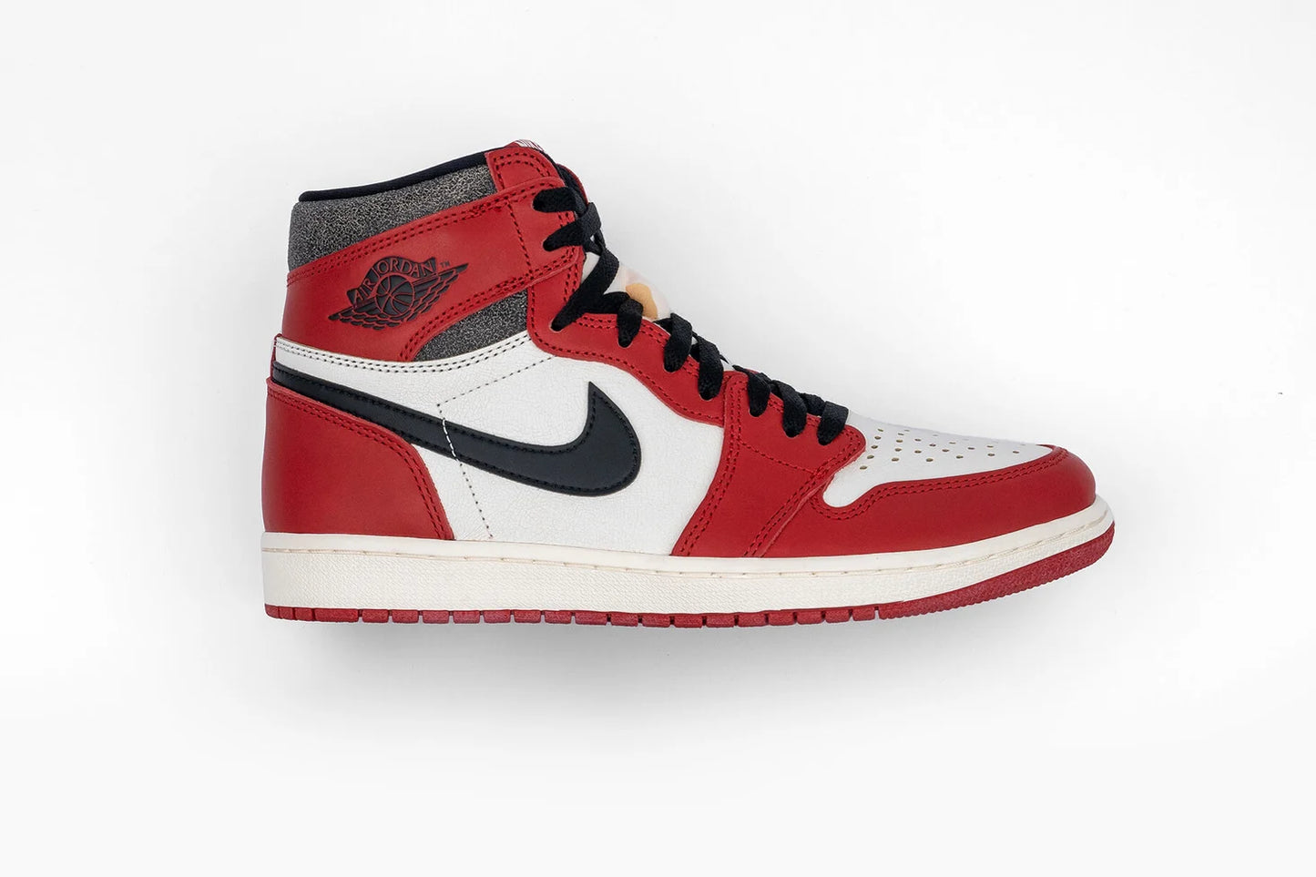 Air Jordan 1 Retro High OG Chicago Lost and Found