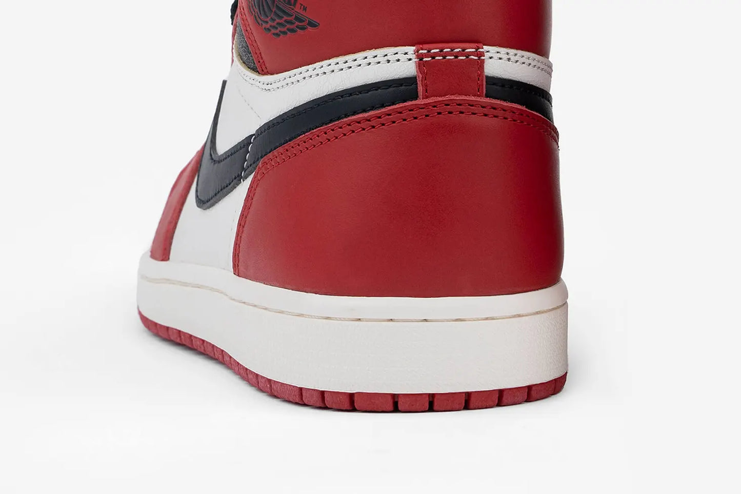 Air Jordan 1 Retro High OG Chicago Lost and Found