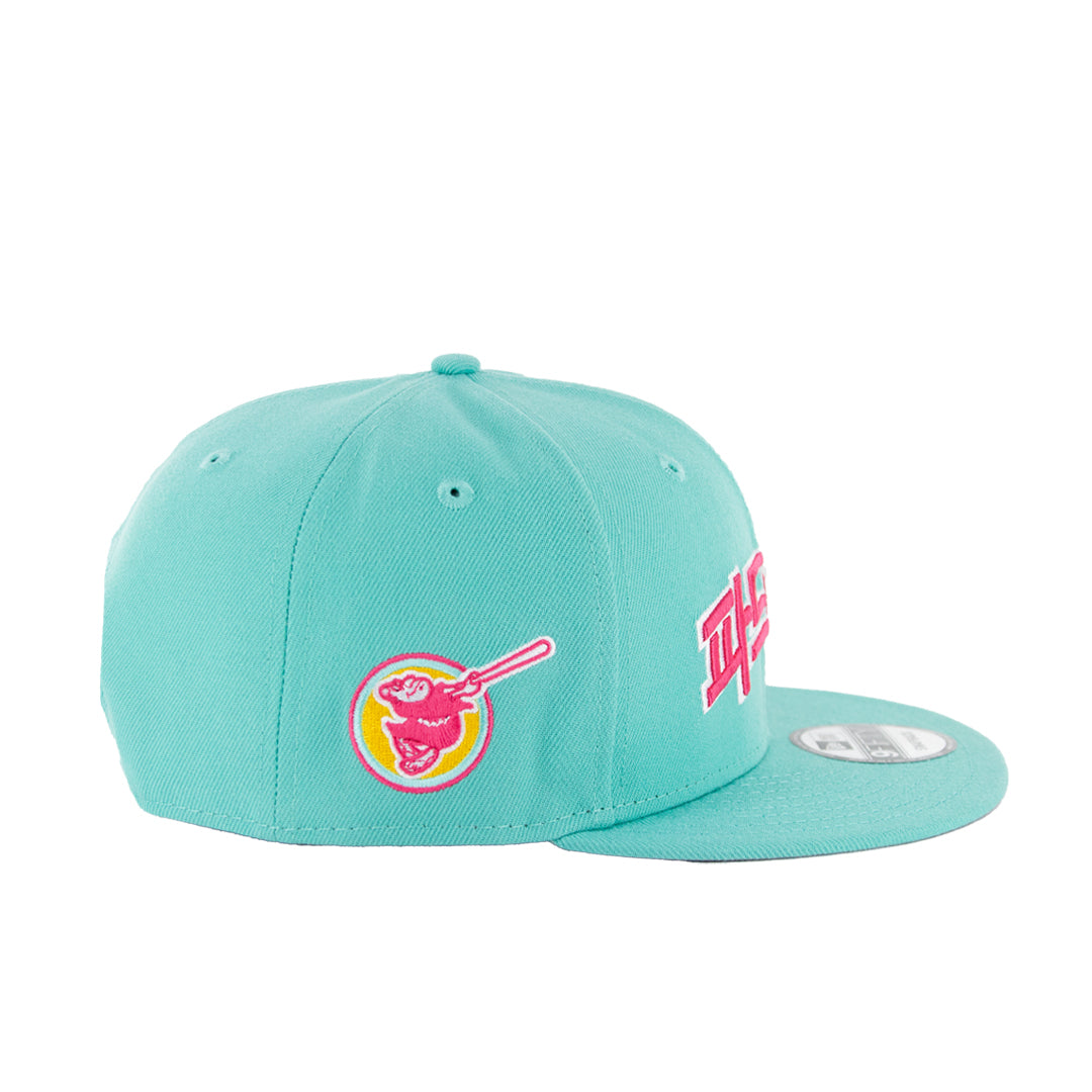 9Fifty San Diego Padres "Hangul" City Connect Menta Logo Rosa